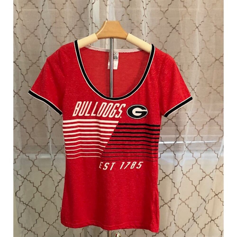 Creative Apparel Concepts Women's Georgia "Bulldogs" Tee - Size SMALL